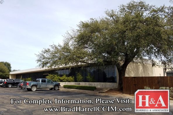 1512 Lake Air Dr, Waco, TX 76710